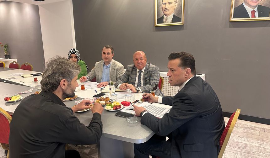 Milletvekili Hatipoğlu, ‘Halk Günü’nde vatandaşları dinledi