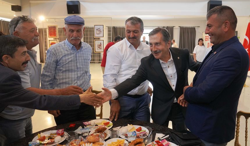 Başkan Ataç muhtarlarla buluştu