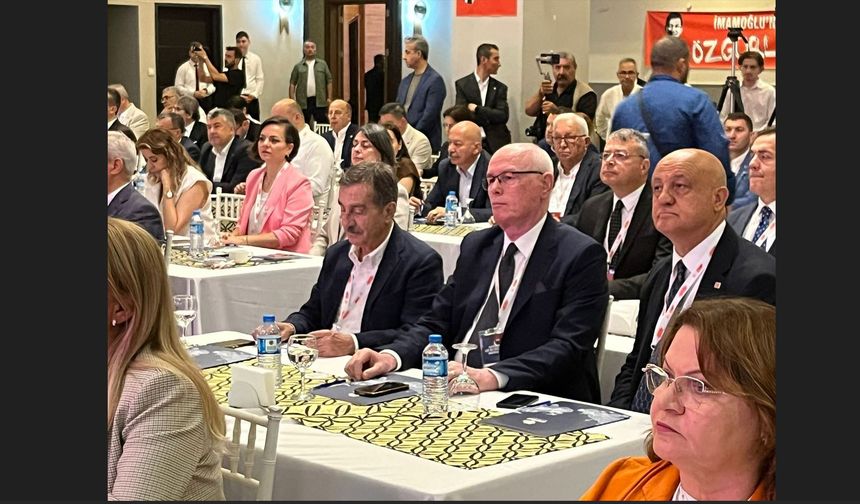 Başkan Kurt Bandırma’daki Belediye Başkanları Buluşmasına Katıldı