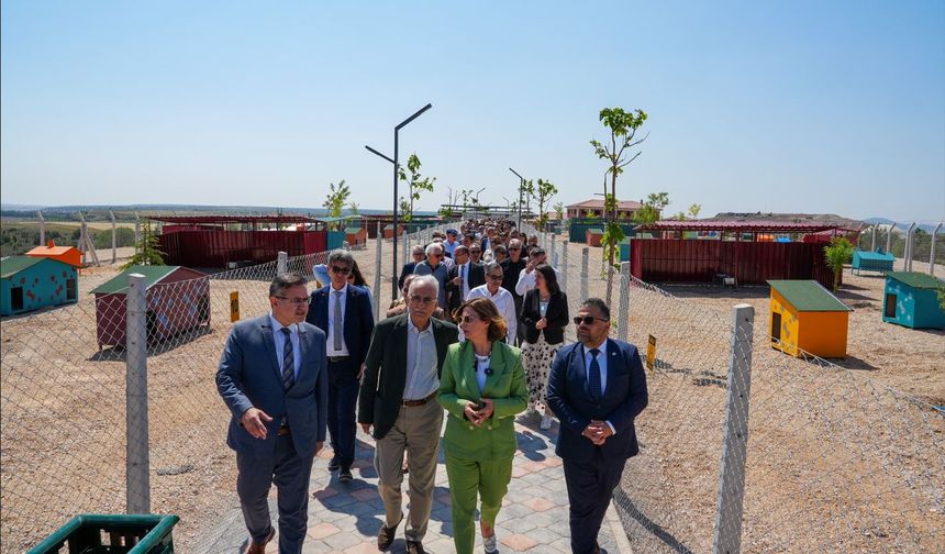 “Şefkatle Yaptık Sevgiyle Yaşatacağız”