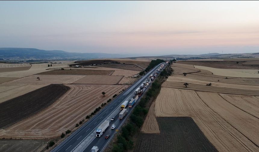 Eskişehir-Bozüyük karayolunda trafik durma noktasına geldi