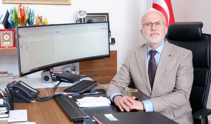 "İbn-i Sina insanlığa ışık tutan büyük bir ilim insanıdır"
