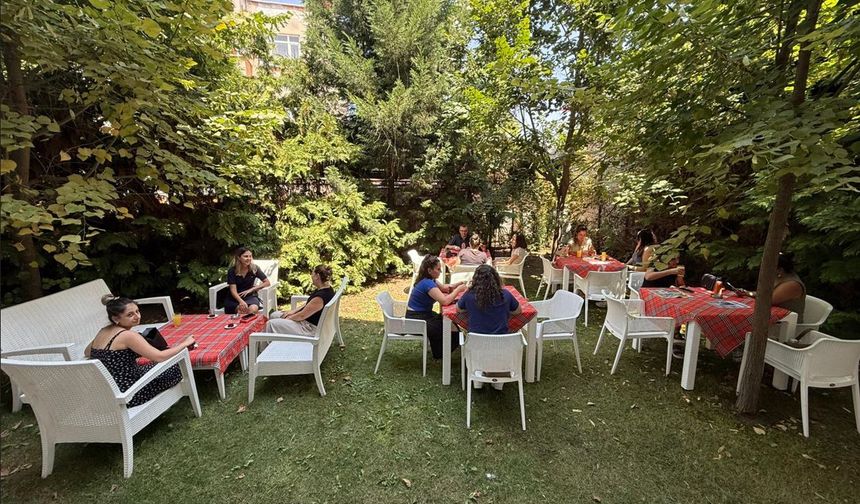 Büyükşehirden Tarihi Odunpazarı Bölgesine Bir İşletme Daha