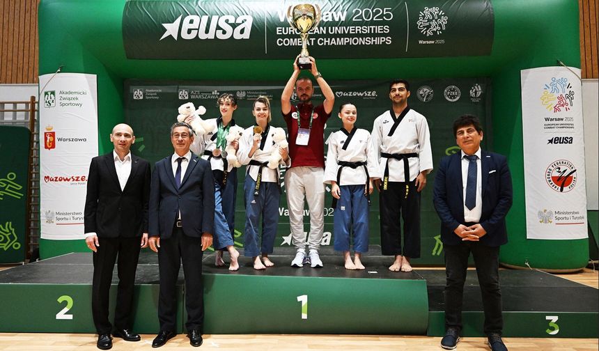 Anadolu Üniversitesi Taekwondo Takımı Avrupa’da Zirvede