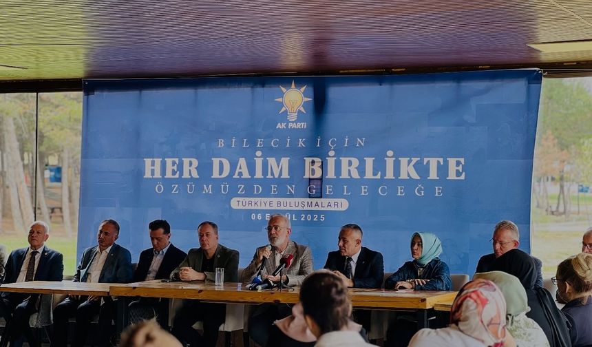 AK Partili milletvekilleri 'Türkiye Yüzyılı Buluşmaları' kapsamında Bilecik'te