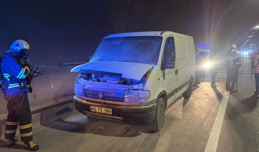 Osmangazi Tüneli'nde araç yangını