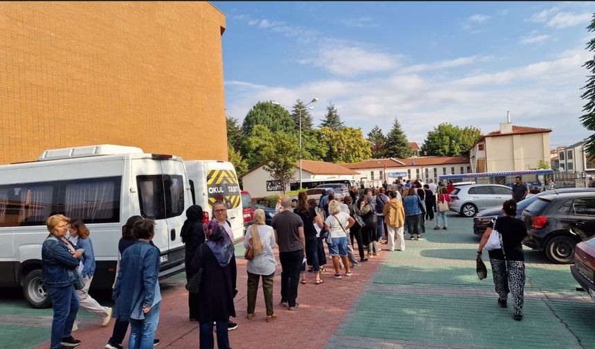ESMEK’te 350’den Fazla Branşta Eğitim İmkânı