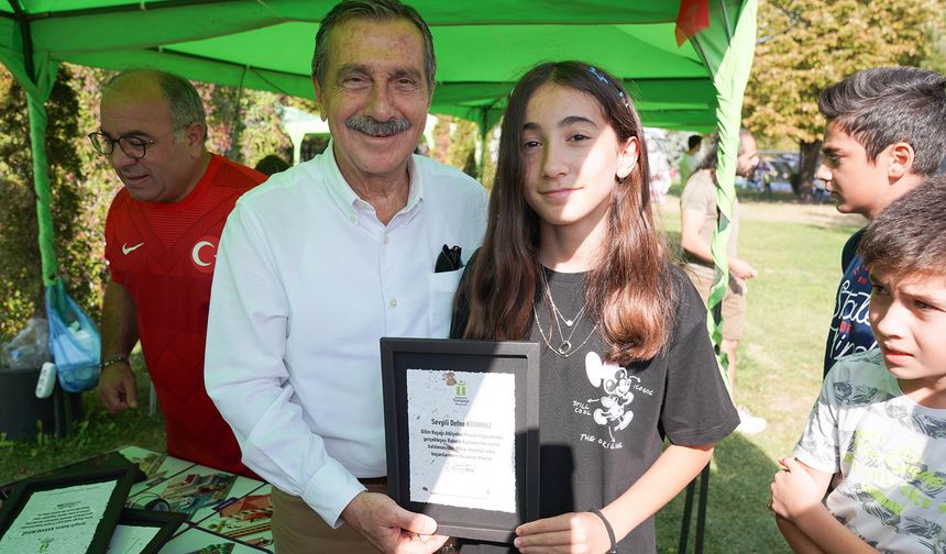 Sertifikalarını Başkan Ataç’ın Elinden Aldılar