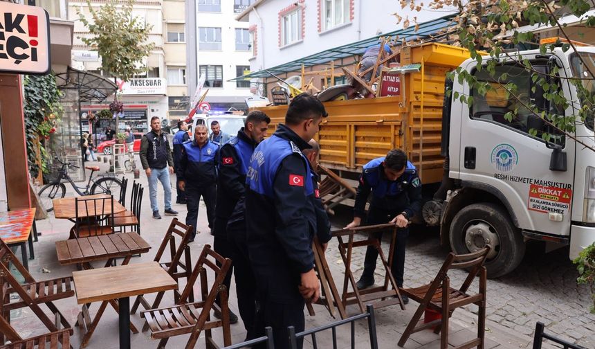 Odunpazarı’nda kaldırım işgallerine geçit yok!