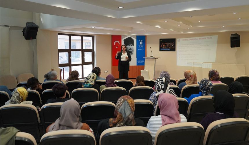 Belde Evi Kursiyerlerine Kadın Sağlığı Semineri