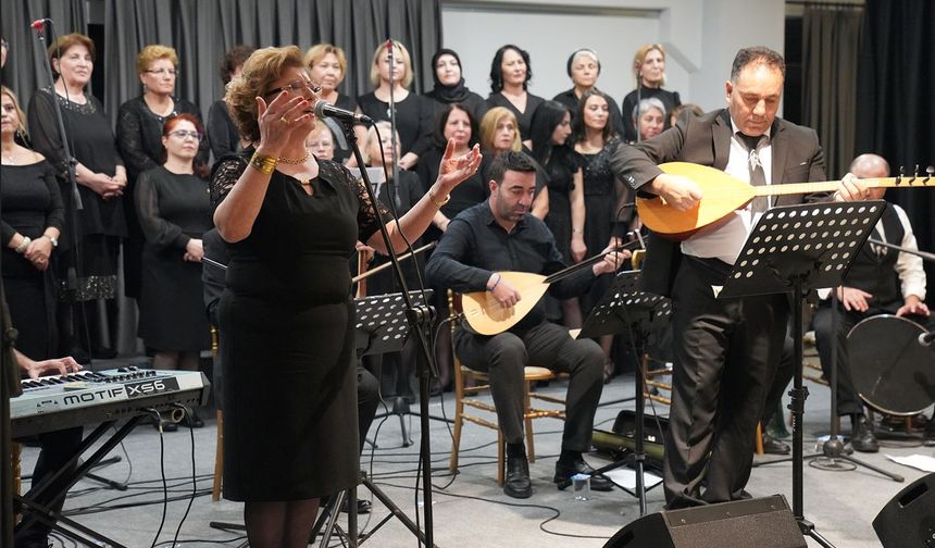 Ulu Önder Atatürk Sevdiği Türkülerle Anıldı