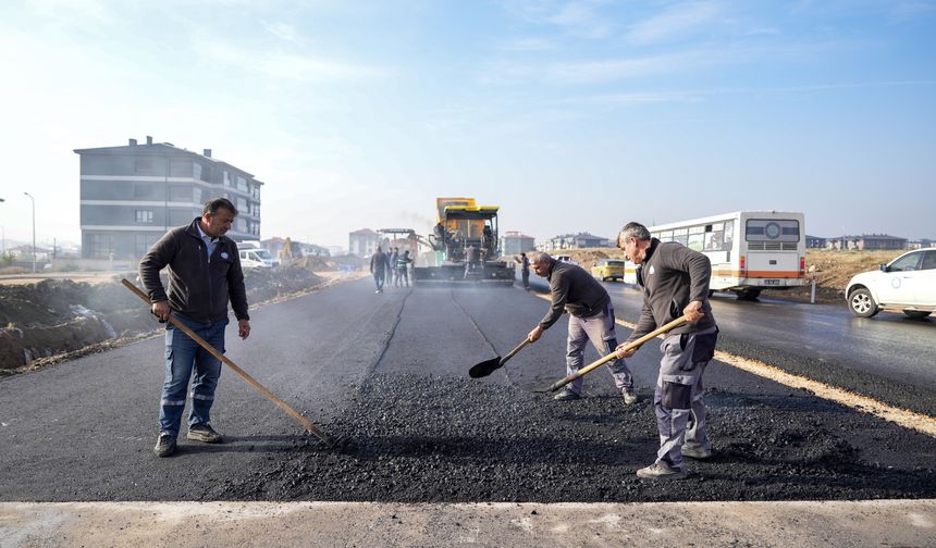 Yol ve bulvar çalışmaları hız kesmiyor