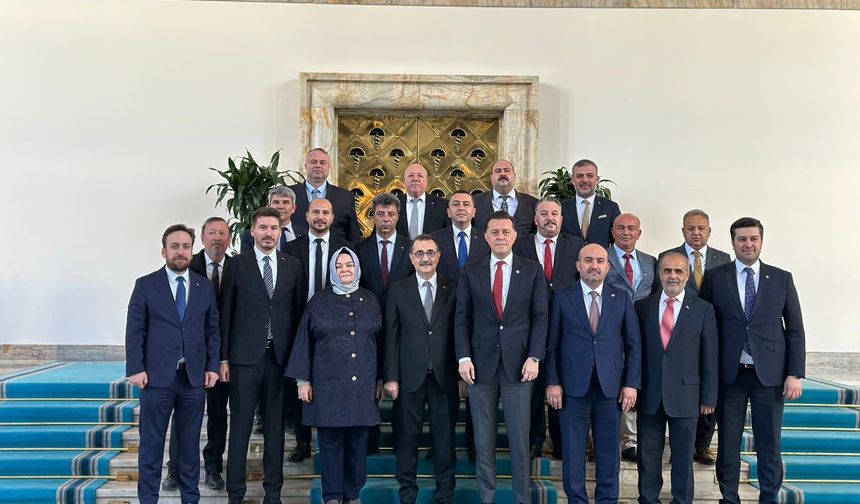 AK Parti Eskişehir Teşkilatı TBMM'de istişare toplantısı yaptı
