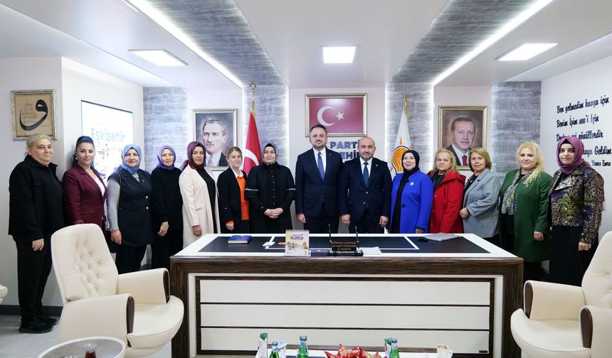 Eminoğlu AK Parti Eskişehir Teşkilatı ile istişarede bulundu