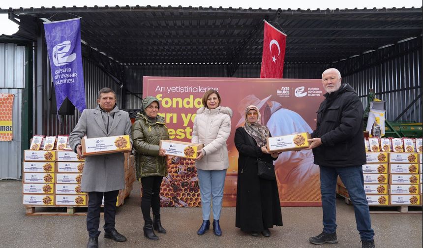 Büyükşehirden Arıcılara Büyük Destek