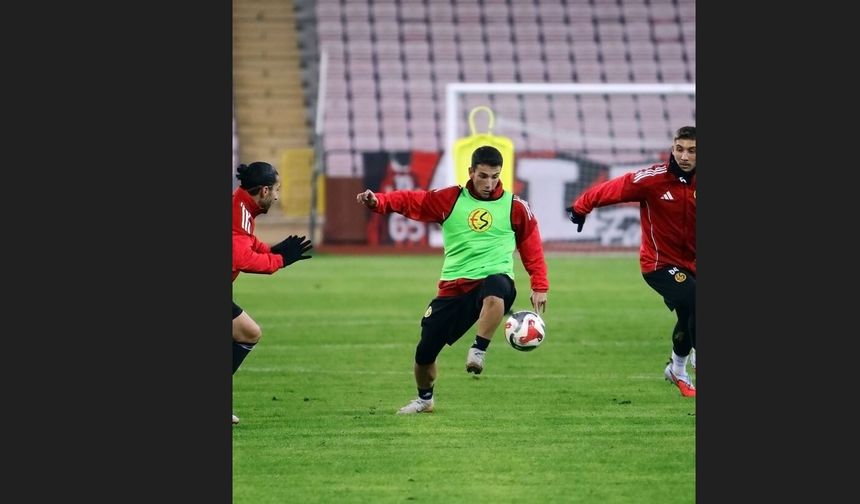 Eskişehirspor Karşıyaka maçı hazırlıklarını sürdürüyor