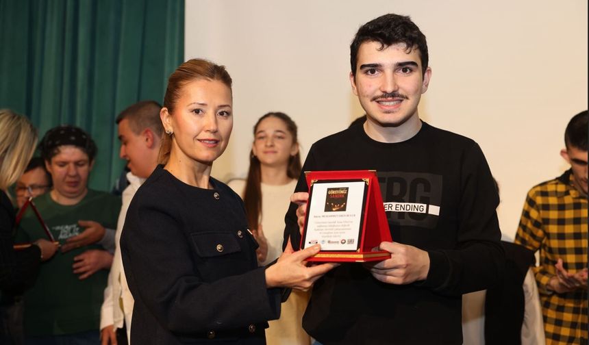 “Görevimiz Sandık” Filmi Görkemli Bir Gala İle İzleyiciyle Buluştu