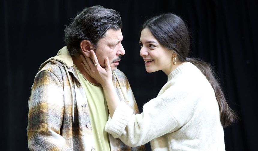 Şehir Tiyatroları’ndan Dokunaklı Bir Hikâye “Unutmak”