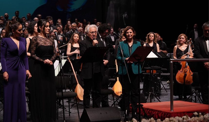 Uğur Mumcu Anısına Duygu Yüklü Senfoni Gecesi