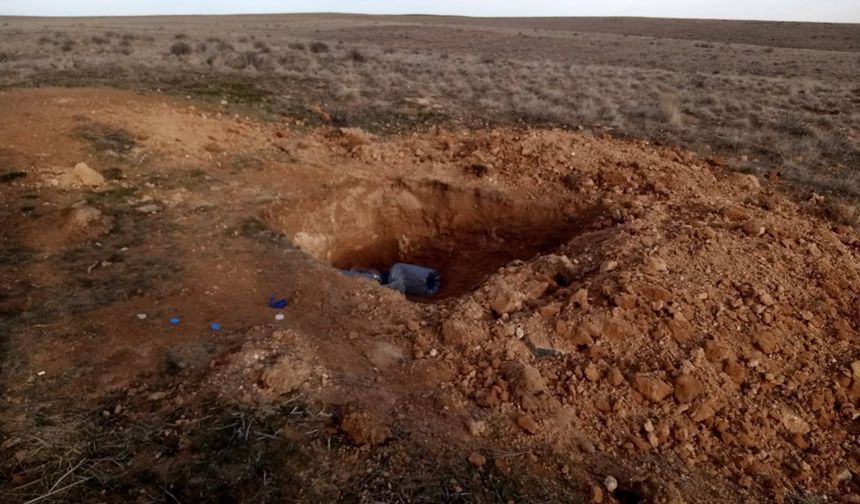 Kaçak kazı yapan 2 kişi suçüstü yakalandı