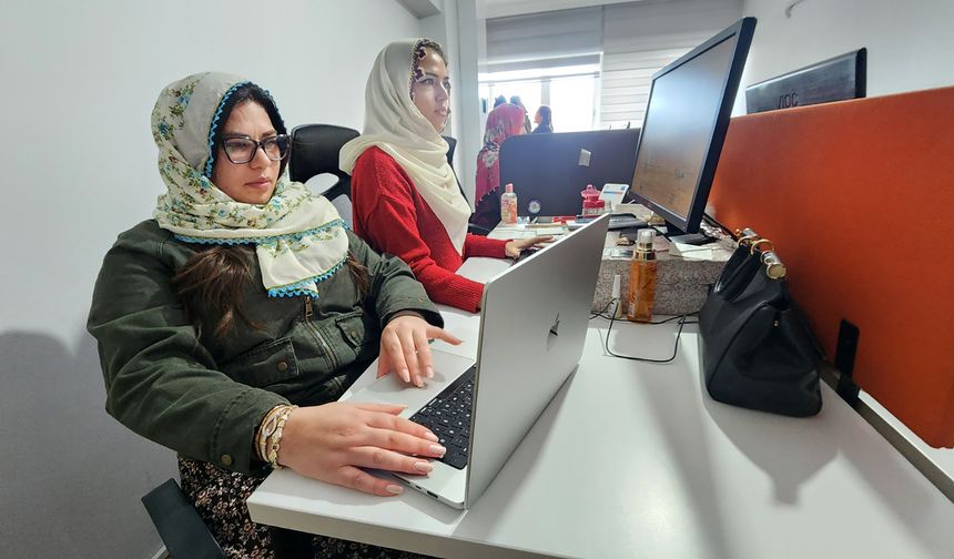 Muğlalı kadın gazetecilerden Zeynep Güneş'e destek