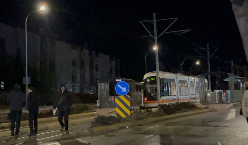 Eskişehir'de 3 kişinin öldüğü kazanın olduğu caddede tedbir alındı