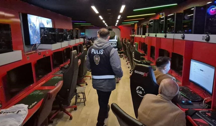 Polis denetimini 'internet kafe baskını' diyerek çarpıttılar olan esnafa oldu