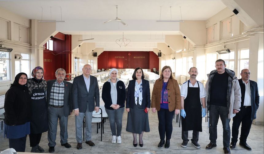 CHP’li Vekillerden İlçelere Dayanışma Ziyareti