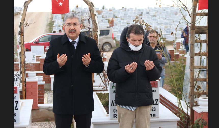 9 aylık torununu kızını oğlunu ve damadını kaybeden babanın feryadı