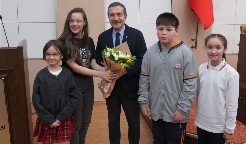 Çevre Çocuk Meclisi Üyeleri Meclis Deneyimi Yaşadı