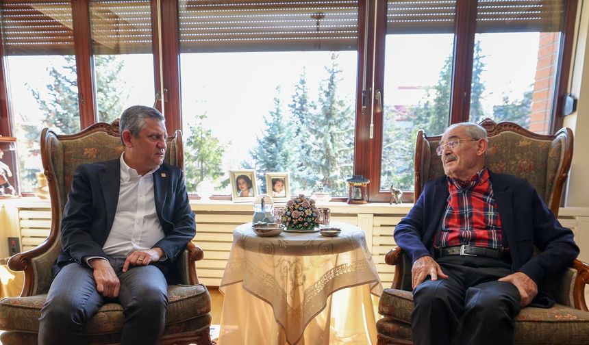 Özgür Özel'den Yılmaz Hoca'ya Ziyaret