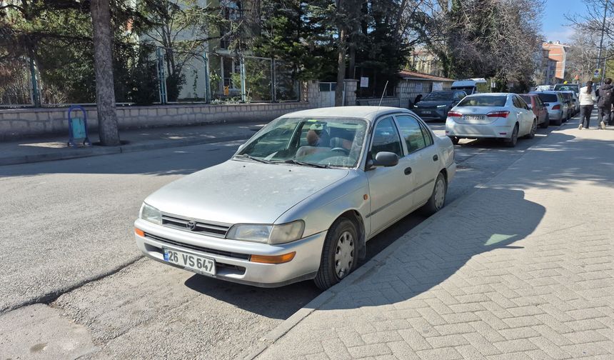 Basılı kalan otomobil kornası pazar günü vatandaşların kabusu oldu