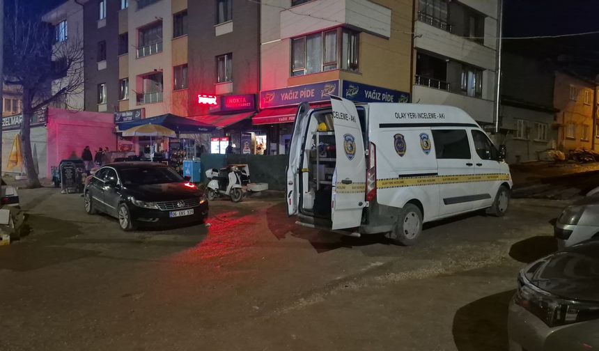 Eskişehir'de alacak verecek kavgası kanlı bitti: 2 yaralı