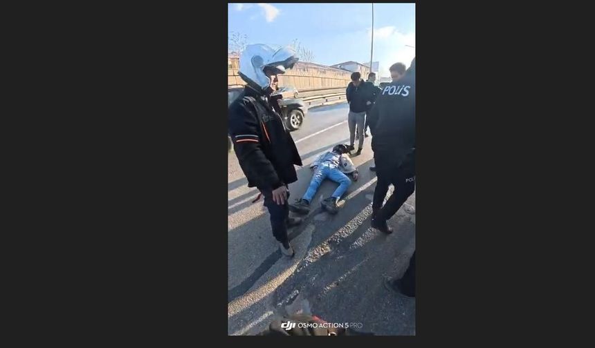 Motosikletli kuryeye arkadan çarpıp kaçtı
