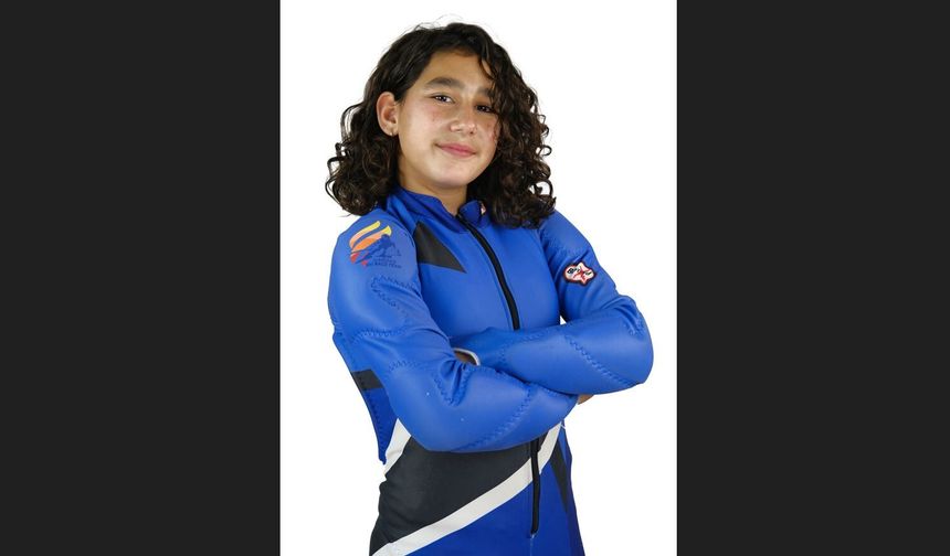 Çağdaş Kayak Sporcusu Ve Antrenörü A Milli Takımda