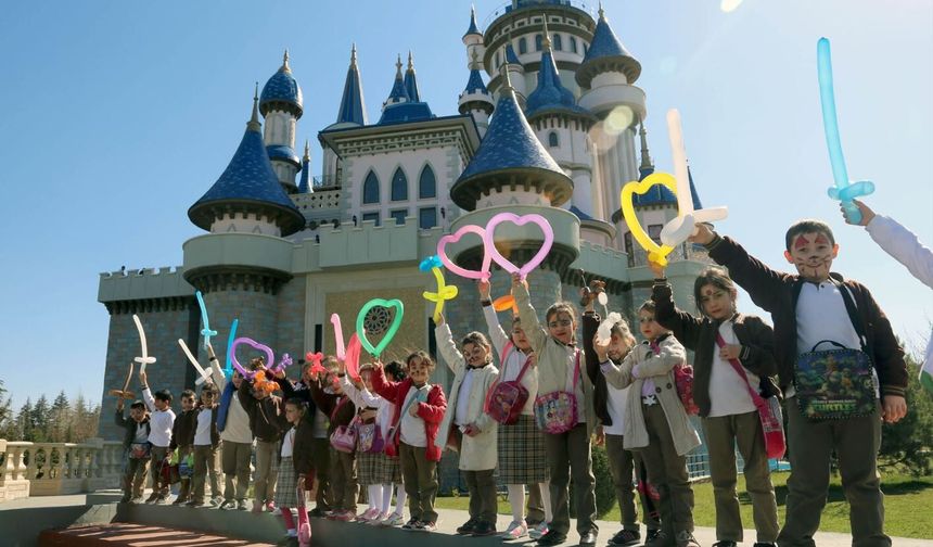 Masal Şatosu 12 Yılda 4 Milyon 828 Bin Ziyaretçiyi Ağırladı