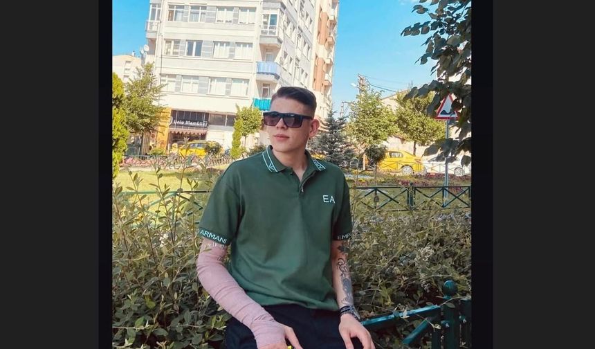 Motosiklet kazasında hayatını kaybeden 20 yaşındaki genç toprağa verildi