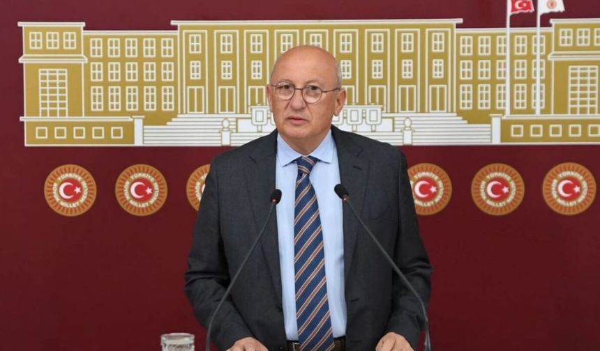 Gazeteciler 50 kez yargılandı