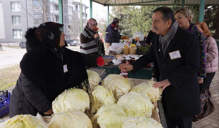 Başkan Ataç Üretici Kadınların 8 Mart Dünya Emekçi Kadınlar Günü’nü Kutladı