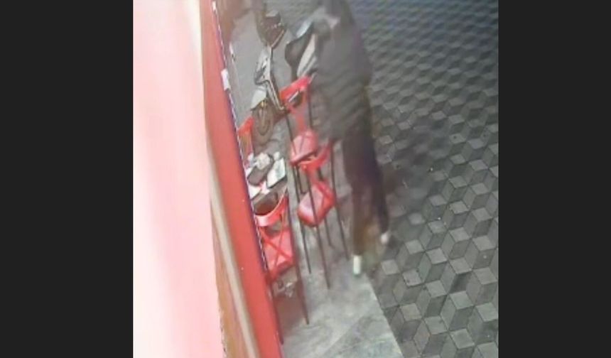 Yedikleri dürümlerin parasını ödemeden kaçtılar