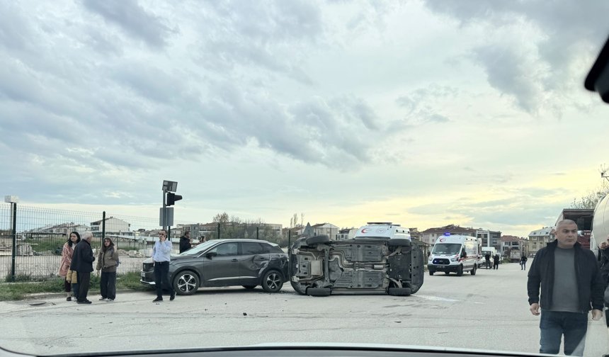 Eskişehir’e 4 aracın karıştığı kazada 7 kişi yaralandı