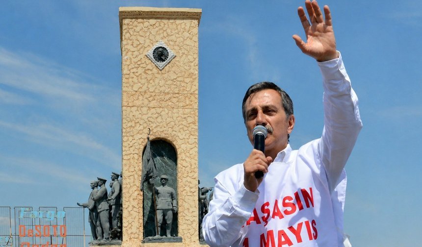 Emek Ertelenemez Alın Teri Bekletilemez