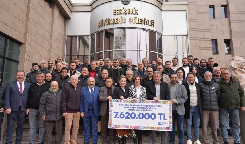 Büyükşehirden Amatör Spor Kulüplerine 7 Milyon 620 Bin TL Destek