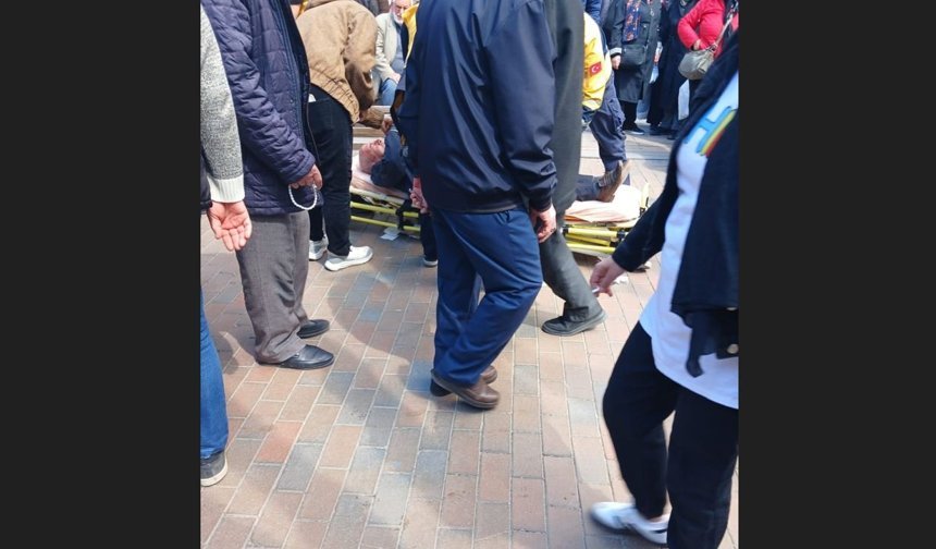 Düşerek yaralanan adama sağlık ekipleri müdahale etti