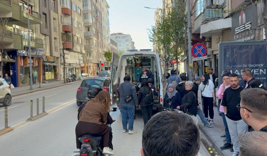 Scooterin çarptığı yaya yaralandı