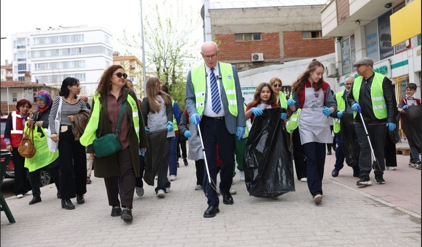 Kurtuluş Mahallesi’nde “Örnek Cadde” Hareketi Başladı