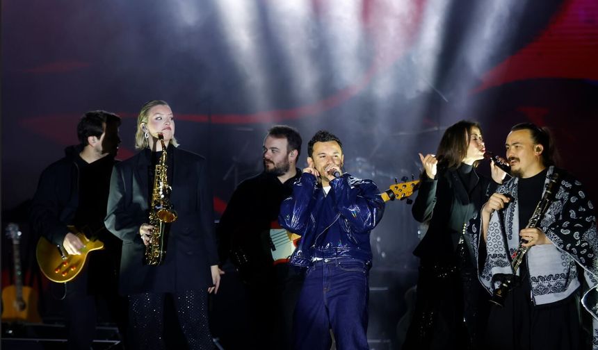 Buray’dan Eskişehir’de Müzik Dolu Gece