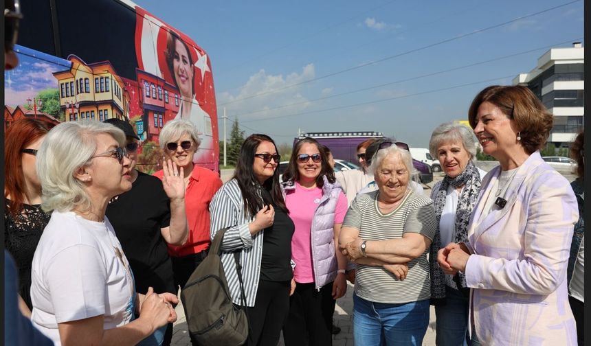 Başkan Ayşe Ünlüce Kadınları Tarih Yolculuğuna Uğurladı