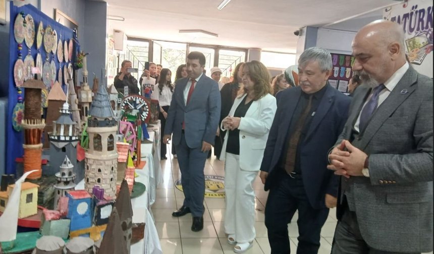 Atatürk Ortaokulu'nda Çevre İçin Sanat Sanat İçin Dönüşüm