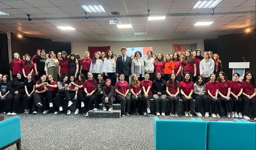 Emine Gümüşsoy Prof. Dr. Fuat Sezgin'i Anlattı